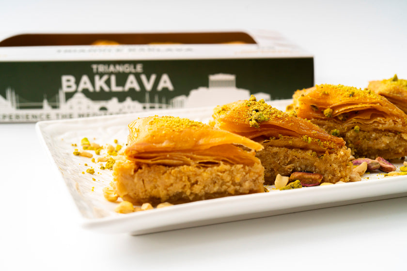 Cedar Pastries Traditional Mediterranean Triangle Baklava (Large)